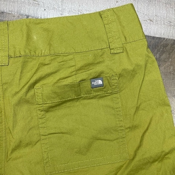 NWT The North Face Lotus Canvas Short Avocado Green size 10 - Picture 6 of 14